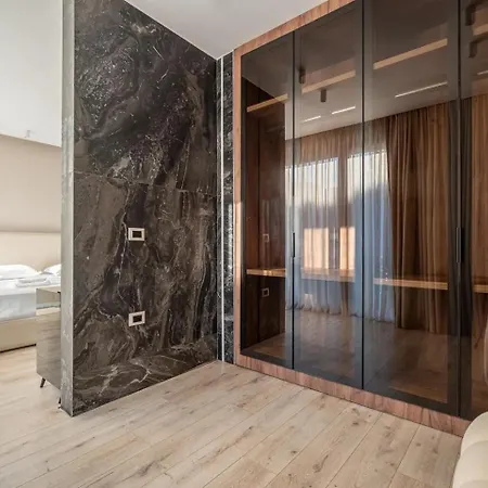 Hotel Luxury 4 Bedroom W Pool Plazhi San Pietro