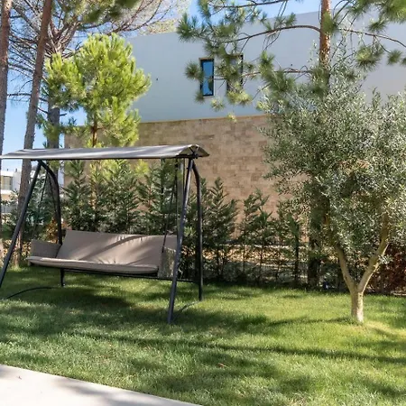 Luxury 4 Bedroom W Pool Plazhi San Pietro