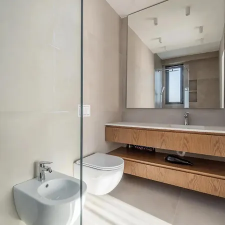 Luxury 4 Bedroom W Pool * Plazhi San Pietro