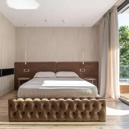 호텔 Luxury 4 Bedroom W Pool